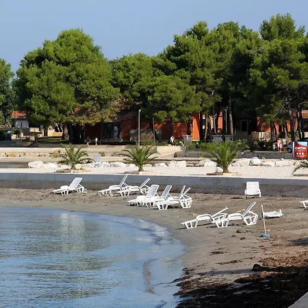 With A Parking Space - 11488